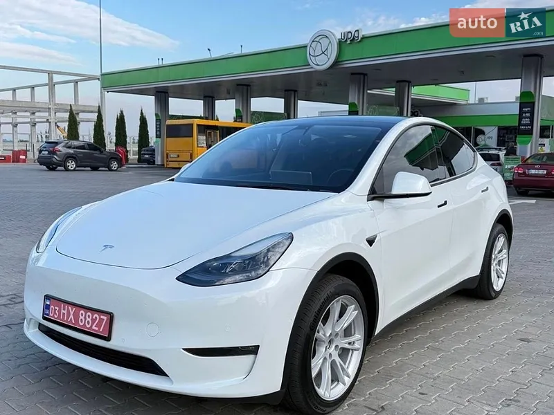 Tesla Model Y 2022