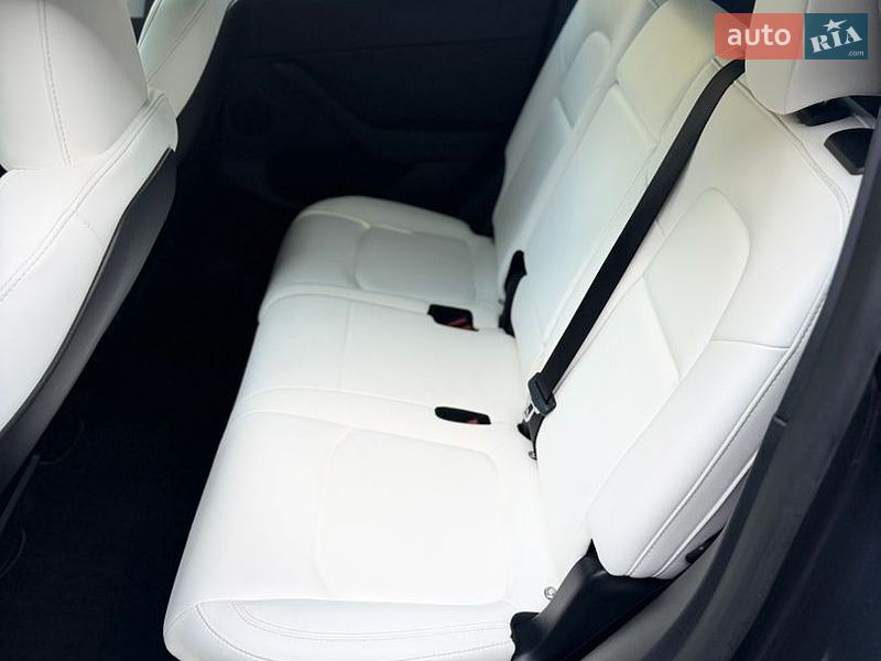 Внедорожник / Кроссовер Tesla Model Y 2023 в Тернополе фото 15 Внедорожник / Кроссовер Tesla Model Y 2023 в Тернополе