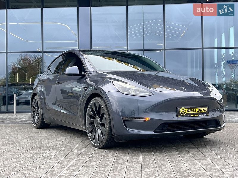 Tesla Model Y 2022