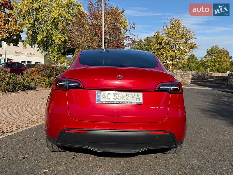 Позашляховик / Кросовер Tesla Model Y 2021 в Ковелі