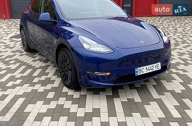 Внедорожник / Кроссовер Tesla Model Y 2023 в Львове
