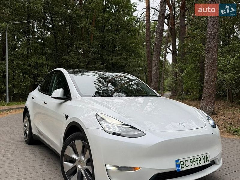Позашляховик / Кросовер Tesla Model Y 2023 в Львові фото 8 Позашляховик / Кросовер Tesla Model Y 2023 в Львові