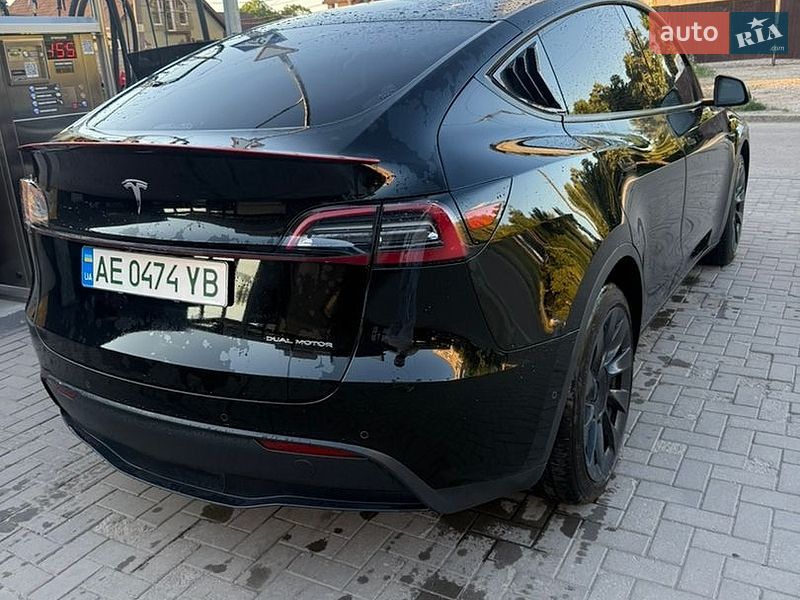 Позашляховик / Кросовер Tesla Model Y 2021 в Кривому Розі