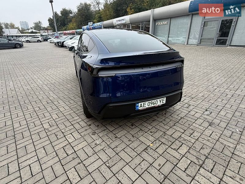 Внедорожник / Кроссовер Tesla Model Y 2025 в Днепре фото 13 Внедорожник / Кроссовер Tesla Model Y 2025 в Днепре