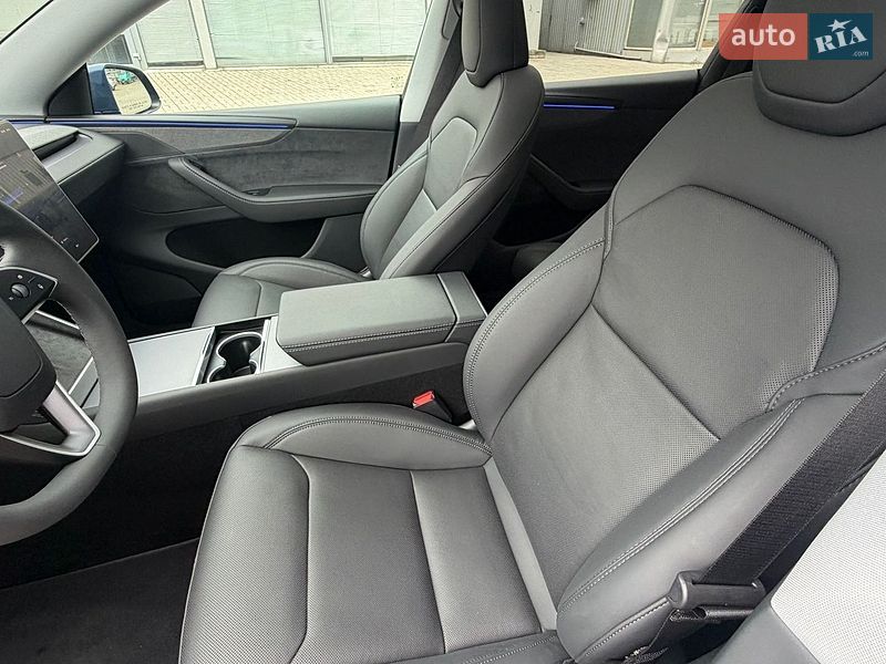 Внедорожник / Кроссовер Tesla Model Y 2025 в Днепре фото 18 Внедорожник / Кроссовер Tesla Model Y 2025 в Днепре