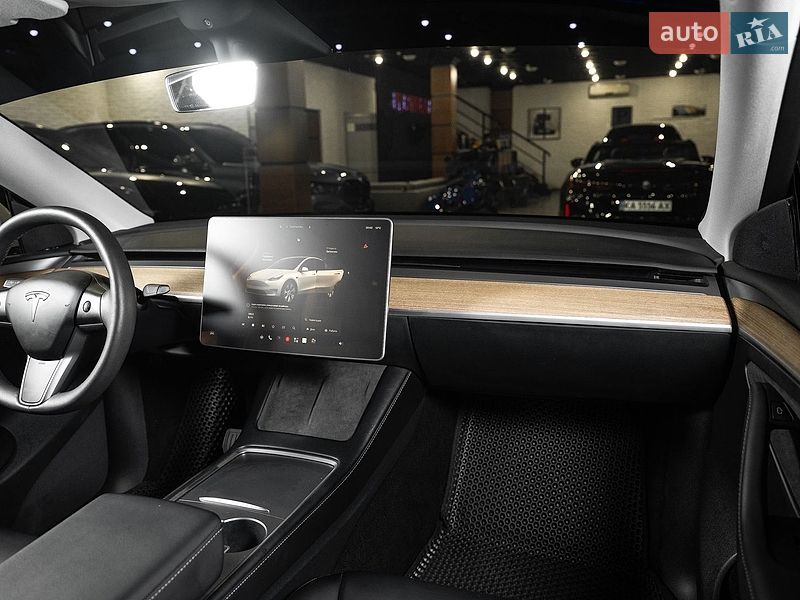 Внедорожник / Кроссовер Tesla Model Y 2023 в Одессе