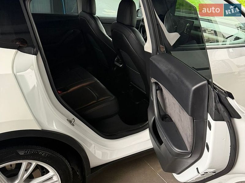 Внедорожник / Кроссовер Tesla Model Y 2020 в Львове фото 11 Внедорожник / Кроссовер Tesla Model Y 2020 в Львове