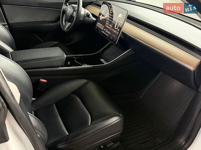 Внедорожник / Кроссовер Tesla Model Y 2020 в Львове фото 14 Внедорожник / Кроссовер Tesla Model Y 2020 в Львове