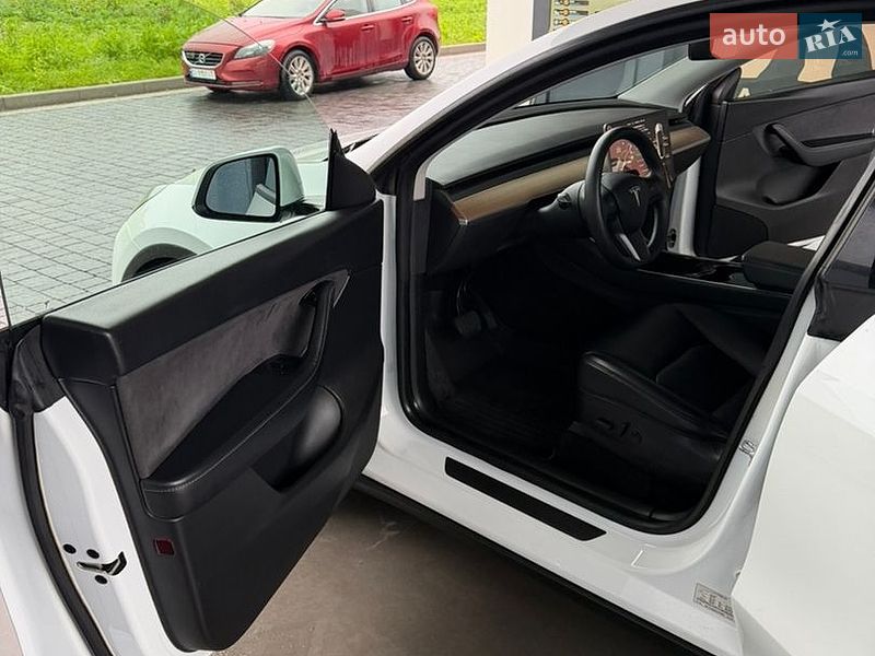 Внедорожник / Кроссовер Tesla Model Y 2020 в Львове фото 17 Внедорожник / Кроссовер Tesla Model Y 2020 в Львове