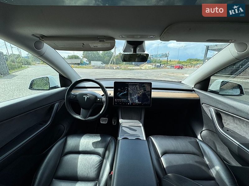 Позашляховик / Кросовер Tesla Model Y 2021 в Львові