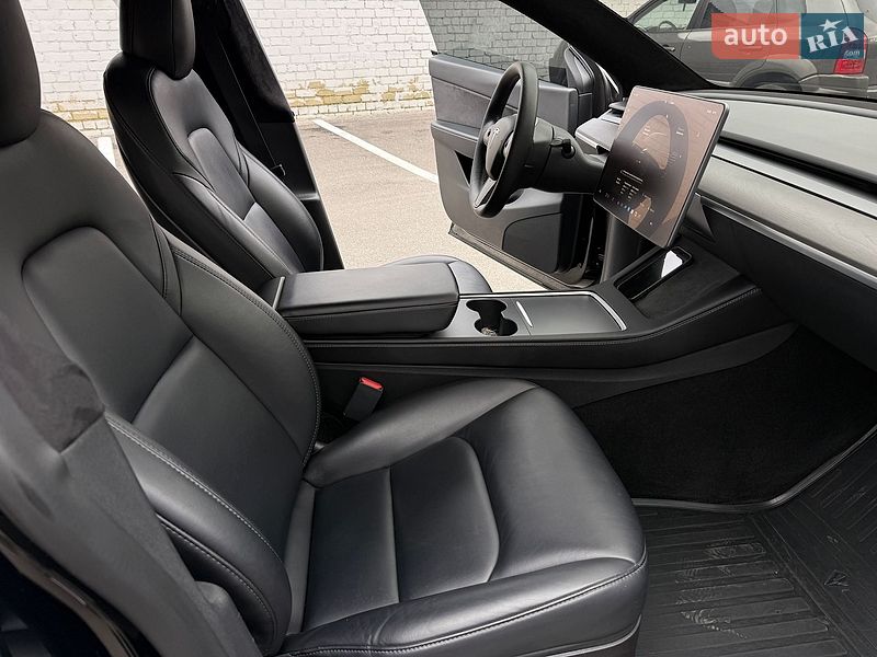 Внедорожник / Кроссовер Tesla Model Y 2022 в Днепре