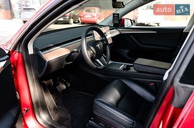 Внедорожник / Кроссовер Tesla Model Y 2023 в Луцке