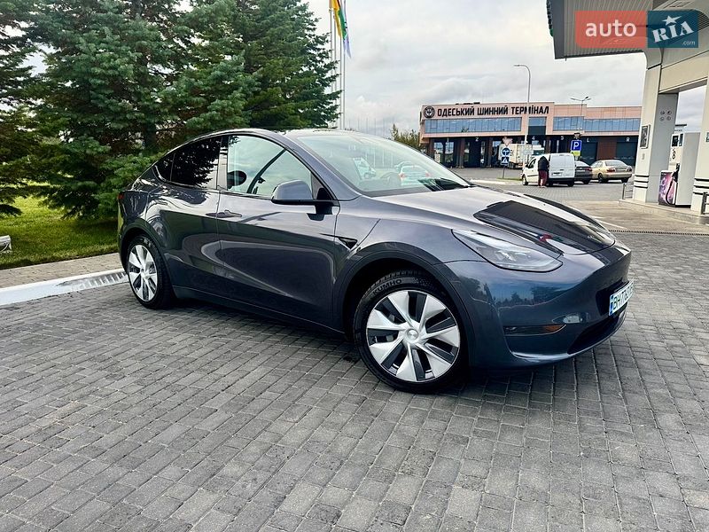 Внедорожник / Кроссовер Tesla Model Y 2023 в Одессе