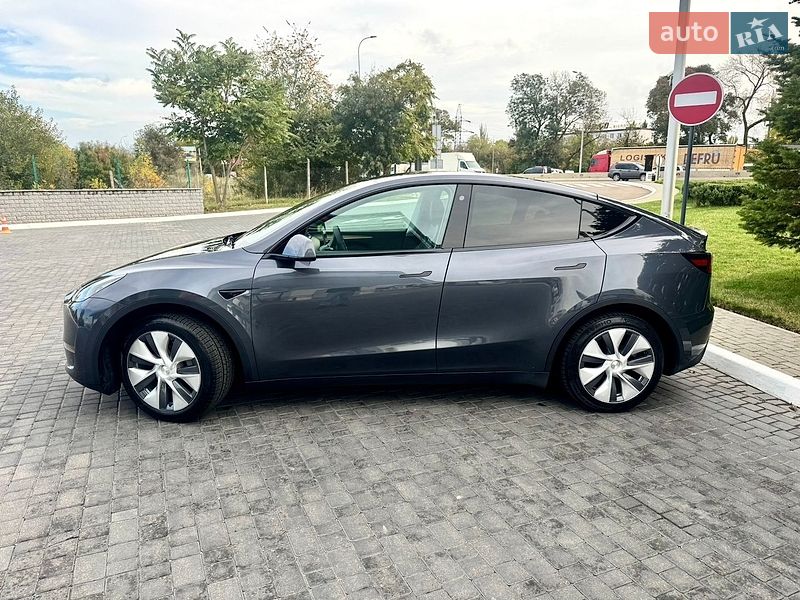 Внедорожник / Кроссовер Tesla Model Y 2023 в Одессе