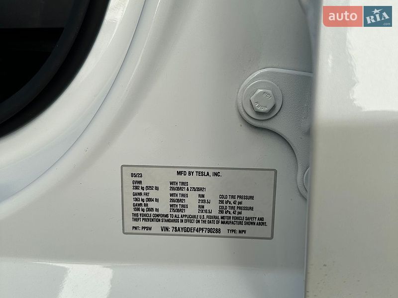 Внедорожник / Кроссовер Tesla Model Y 2023 в Львове