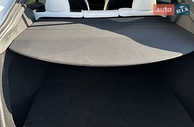 Внедорожник / Кроссовер Tesla Model Y 2023 в Львове