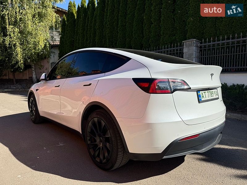 Позашляховик / Кросовер Tesla Model Y 2021 в Івано-Франківську фото 9 Позашляховик / Кросовер Tesla Model Y 2021 в Івано-Франківську