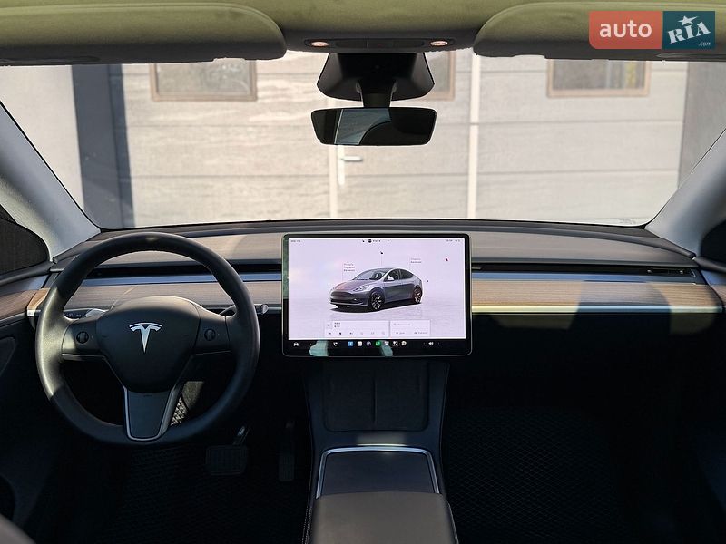 Позашляховик / Кросовер Tesla Model Y 2023 в Києві