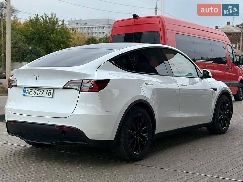 Внедорожник / Кроссовер Tesla Model Y 2021 в Днепре фото 4 Внедорожник / Кроссовер Tesla Model Y 2021 в Днепре