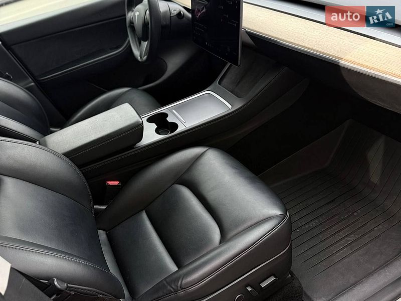 Внедорожник / Кроссовер Tesla Model Y 2021 в Днепре фото 13 Внедорожник / Кроссовер Tesla Model Y 2021 в Днепре