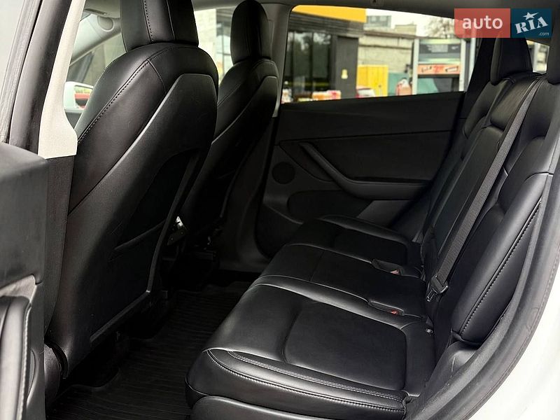 Внедорожник / Кроссовер Tesla Model Y 2021 в Днепре фото 15 Внедорожник / Кроссовер Tesla Model Y 2021 в Днепре