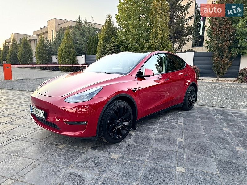Tesla Model Y 2022
