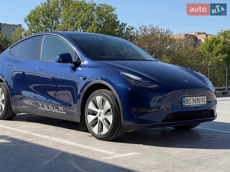 Внедорожник / Кроссовер Tesla Model Y 2022 в Львове