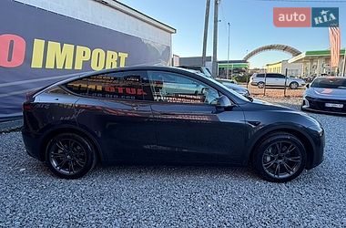 Позашляховик / Кросовер Tesla Model Y 2024 в Стрию