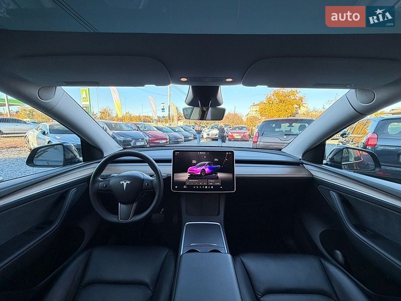 Позашляховик / Кросовер Tesla Model Y 2024 в Стрию