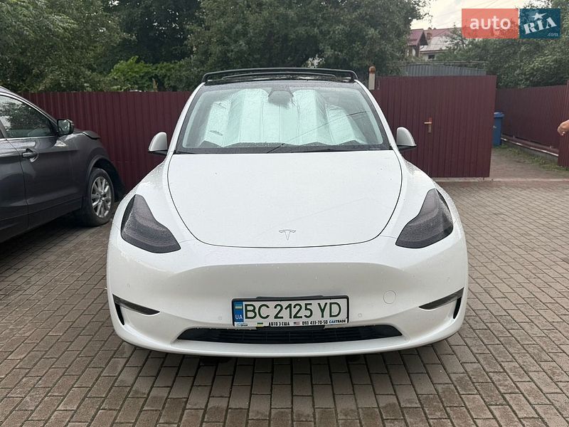 Внедорожник / Кроссовер Tesla Model Y 2022 в Львове