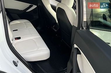 Внедорожник / Кроссовер Tesla Model Y 2020 в Тернополе