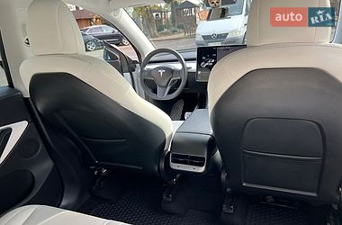 Внедорожник / Кроссовер Tesla Model Y 2020 в Тернополе