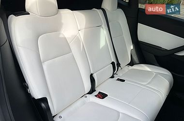 Внедорожник / Кроссовер Tesla Model Y 2020 в Тернополе