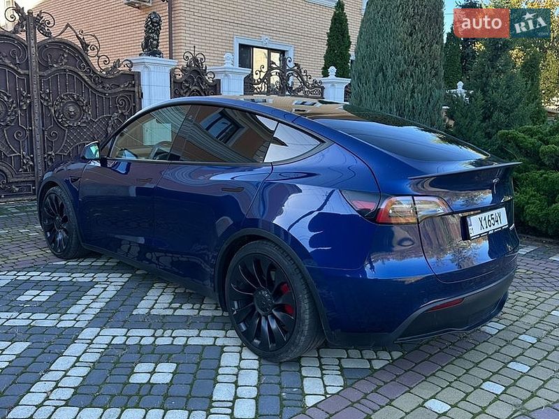 Позашляховик / Кросовер Tesla Model Y 2022 в Харкові