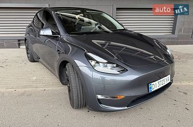 Внедорожник / Кроссовер Tesla Model Y 2023 в Киеве