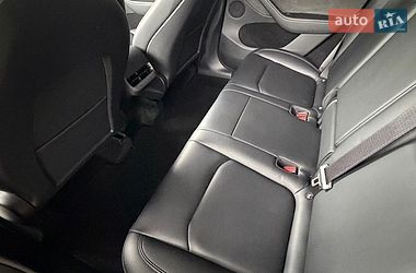 Внедорожник / Кроссовер Tesla Model Y 2023 в Киеве