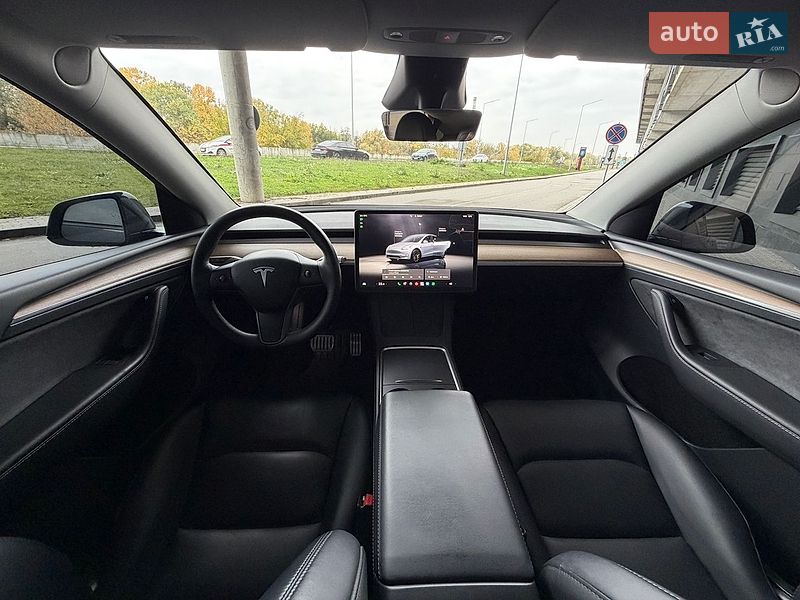 Внедорожник / Кроссовер Tesla Model Y 2023 в Киеве