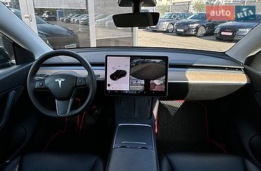 Внедорожник / Кроссовер Tesla Model Y 2021 в Киеве