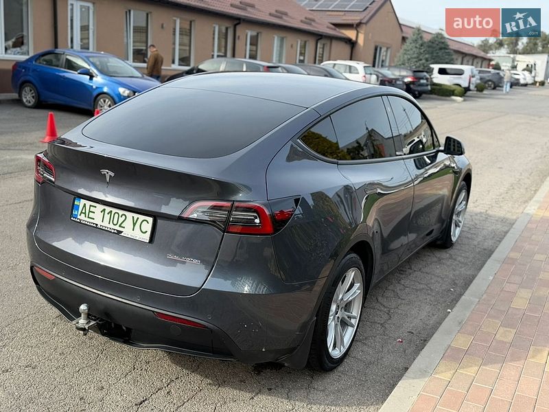 Позашляховик / Кросовер Tesla Model Y 2021 в Дніпрі