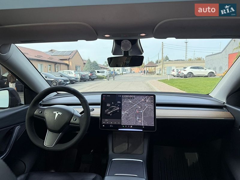 Позашляховик / Кросовер Tesla Model Y 2021 в Дніпрі