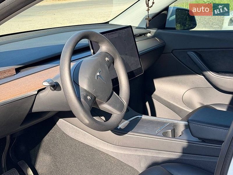 Позашляховик / Кросовер Tesla Model Y 2021 в Львові фото 8 Позашляховик / Кросовер Tesla Model Y 2021 в Львові