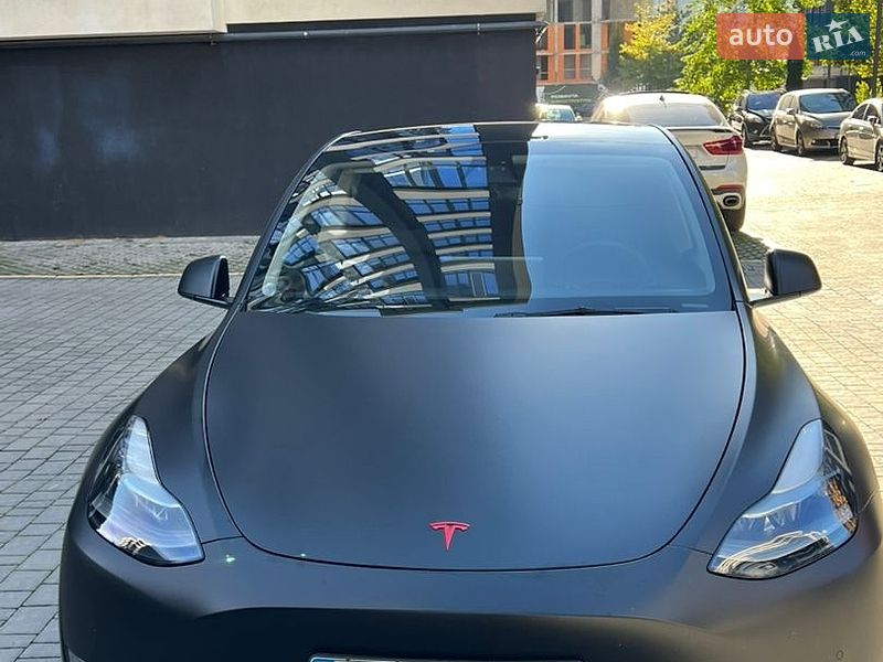 Внедорожник / Кроссовер Tesla Model Y 2021 в Ивано-Франковске