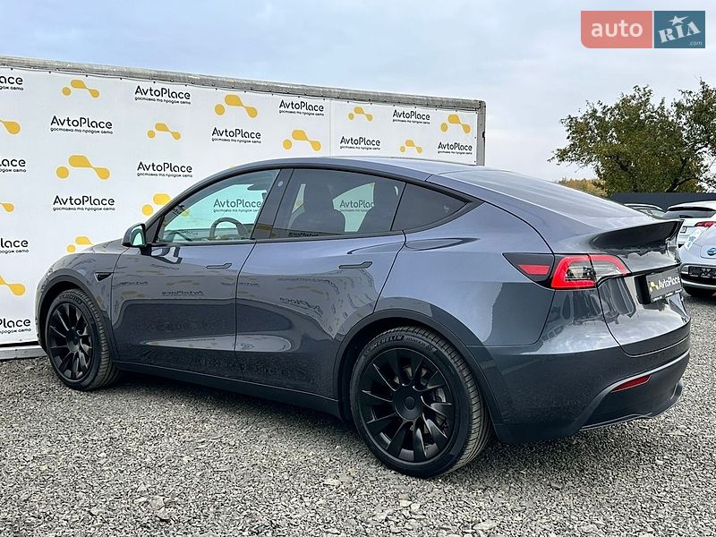 Внедорожник / Кроссовер Tesla Model Y 2023 в Луцке