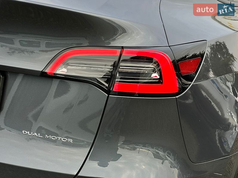 Внедорожник / Кроссовер Tesla Model Y 2023 в Луцке