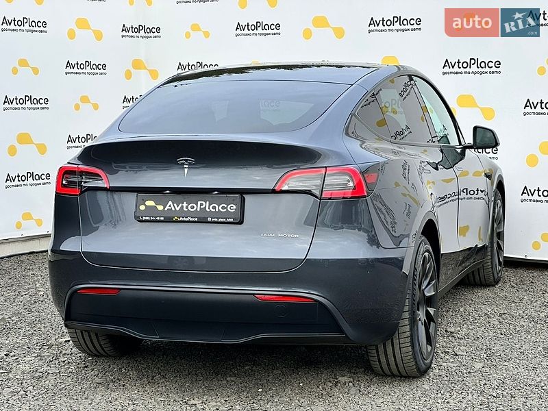 Внедорожник / Кроссовер Tesla Model Y 2023 в Луцке