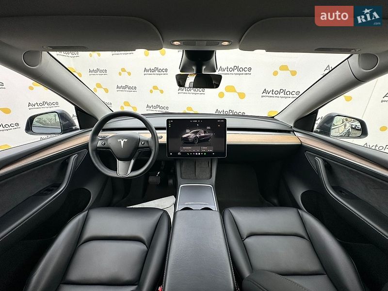 Внедорожник / Кроссовер Tesla Model Y 2023 в Луцке