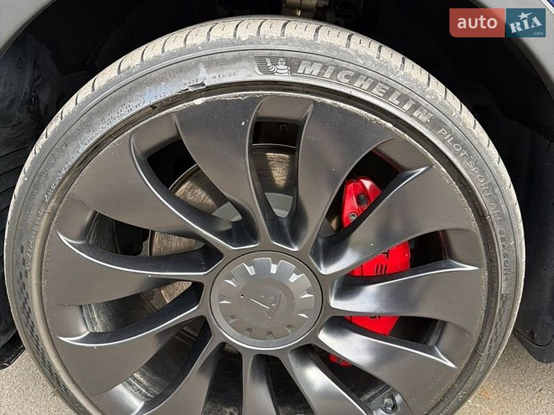Позашляховик / Кросовер Tesla Model Y 2023 в Самборі