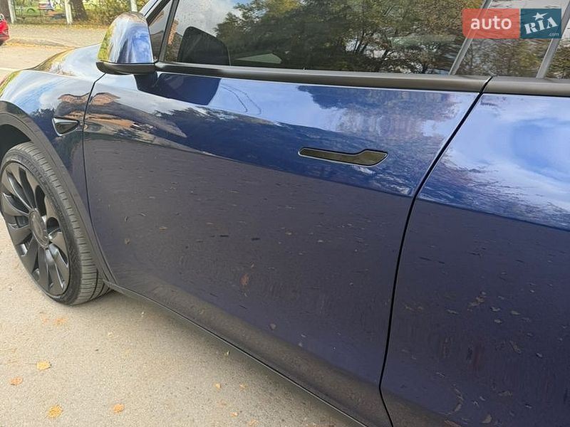 Позашляховик / Кросовер Tesla Model Y 2023 в Самборі