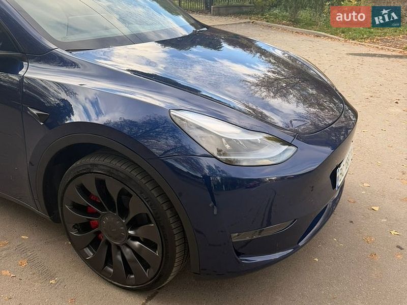 Позашляховик / Кросовер Tesla Model Y 2023 в Самборі