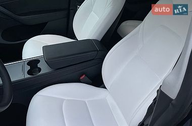Позашляховик / Кросовер Tesla Model Y 2023 в Львові фото 13 Позашляховик / Кросовер Tesla Model Y 2023 в Львові